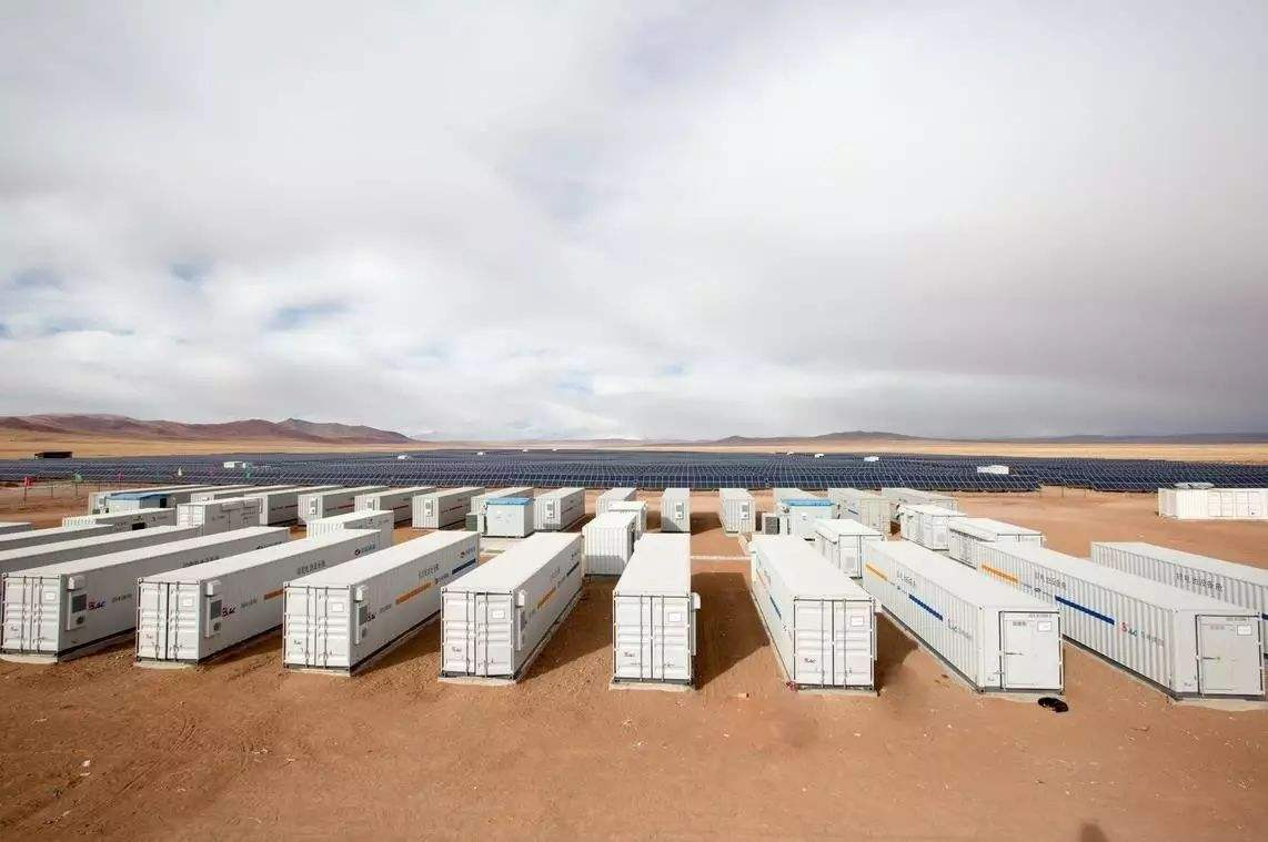 �������ϵ�y�������ƃr��